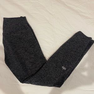 ALO leggings 7/8th gray